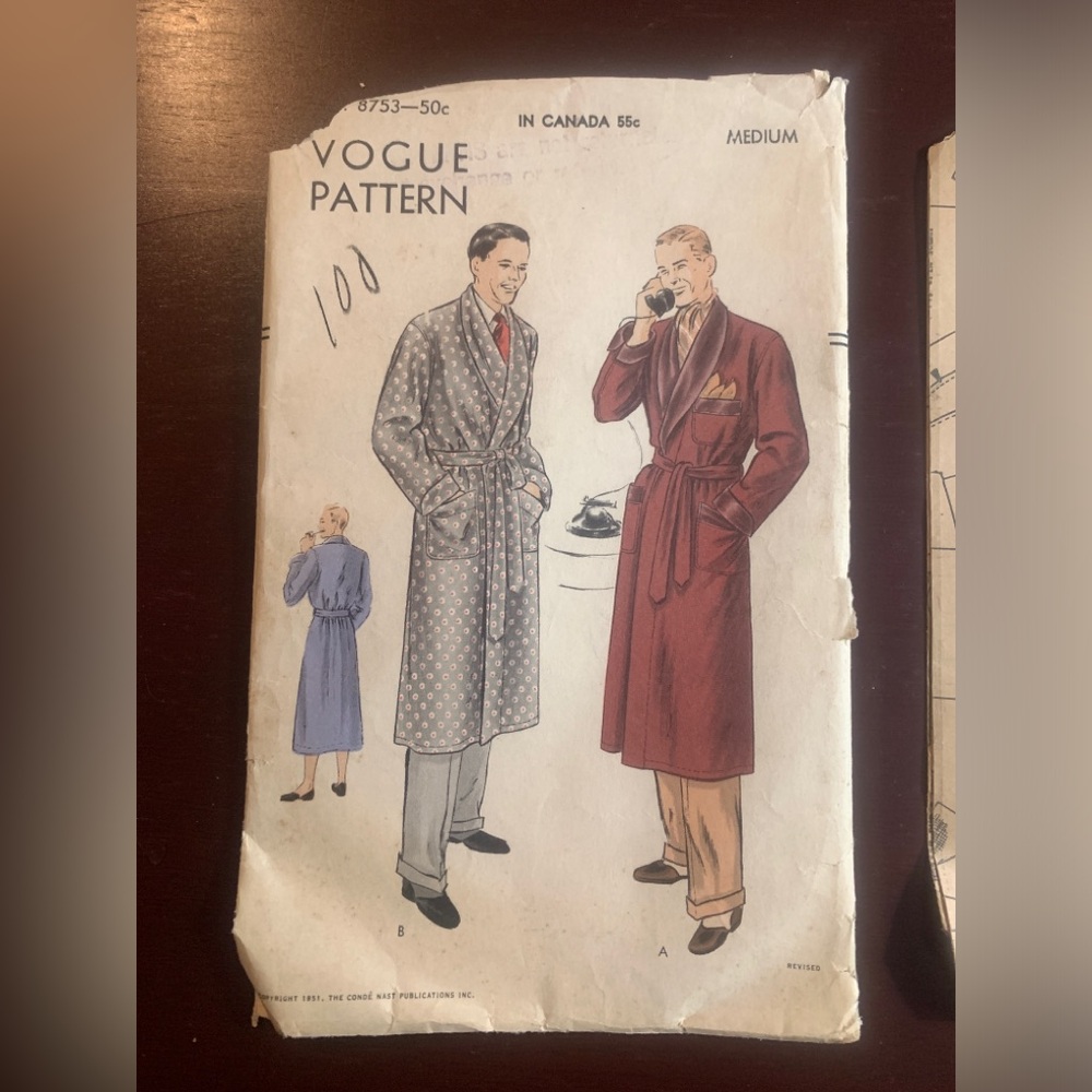 Vintage Vogue Pattern 8753 Men's Robe, circa 1951, Size M, Cut (Maybe?)